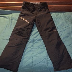 Women’s snow pants